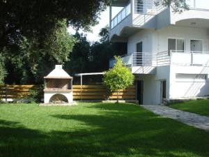 A garden outside Villa Riza