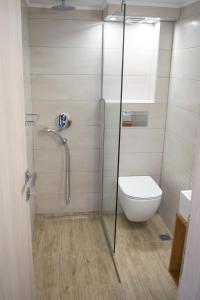 A bathroom at Villa Vasilis