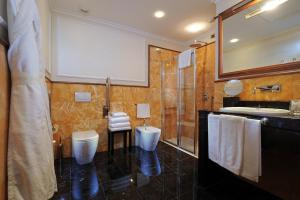 Koupelna v ubytování Hotel Manzoni