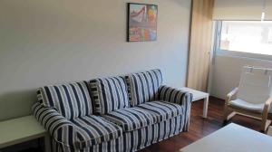 Część wypoczynkowa w obiekcie Apartamento playa Isla de Arosa