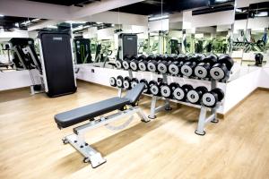Fitness centrum a/nebo fitness zařízení v ubytování West Shine Hotel