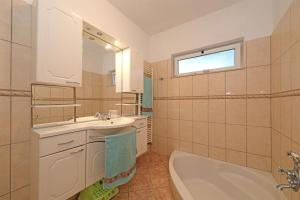 Koupelna v ubytování Apartments Sanja