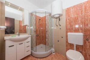 Kúpeľňa v ubytovaní Apartments Andelo II + 37 fotografií