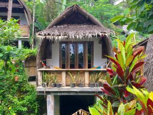 Puutarhaa majoituspaikan Villa Monyet Java ulkopuolella