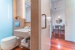 Koupelna v ubytování Habitat Apartments Paseo de Gracia Suite