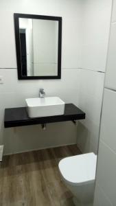 Kylpyhuone majoituspaikassa Luxury Viana Apartments