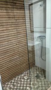 Kylpyhuone majoituspaikassa Luxury Viana Apartments