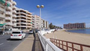 トレビエハにあるApartamento a 150m de la playa en Torreviejaのギャラリーの写真