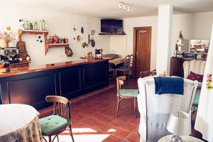 A seating area at Hostal Goya II