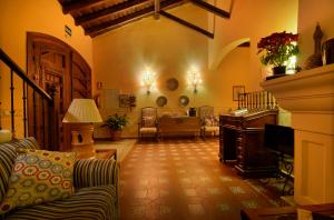 Χώρος καθιστικού στο Apartamentos La Barataria especial WARNER