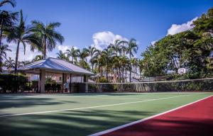 Attività di tennis o squash presso il resort o nelle vicinanze
