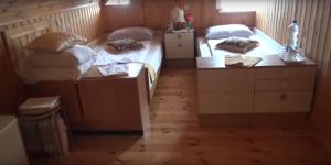 Postel nebo postele na pokoji v ubytování Eco Boutique Guest House Celmalas