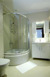 A bathroom at Hotel Djem