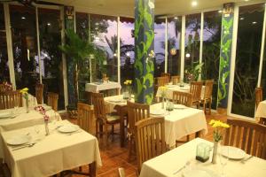 Restaurace v ubytování Top Resort