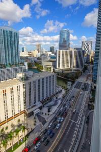Miami Icon Brickel Luxury Condo