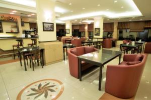 Mateus Hotel & Pool的休息区