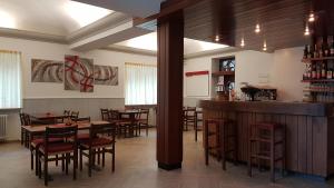 Restavracija oz. druge možnosti za prehrano v nastanitvi Osteria Belvedere
