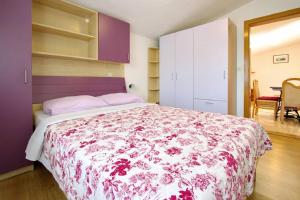 Posteľ alebo postele v izbe v ubytovaní Apartments Branko