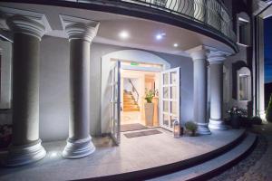 Exteriér nebo vchod ubytování Villa TAAN Royal