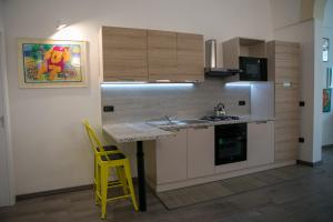 Dapur atau dapur kecil di Miklù Luxury Suite