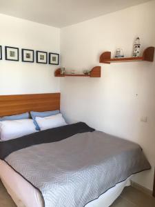 Postel nebo postele na pokoji v ubytování villa cinco palmas + 68 fotografií