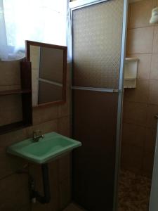 Ένα μπάνιο στο Hotel Margarita Sierpe