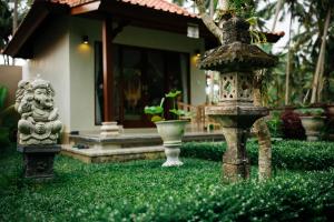 Aed väljaspool majutusasutust Parthi Puri Ubud