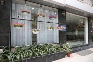 Gallery image of V House 6 Serviced Apartment in Hanoi
