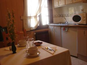 Gallery image of Apartamentos Jucar - Hotel Rural in Tragacete