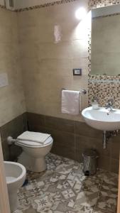 A bathroom at A Corte