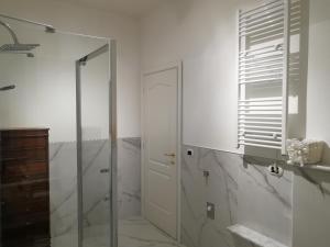 A bathroom at B&B Casa Nizza