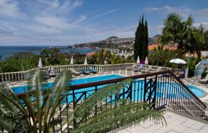 Bazén v ubytování Hotel Quinta Bela S Tiago nebo v jeho okolí