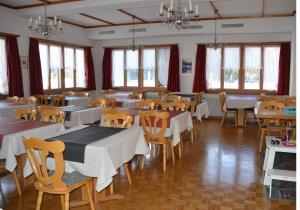 Restaurace v ubytování Hotel Seeblick + 27 fotografií