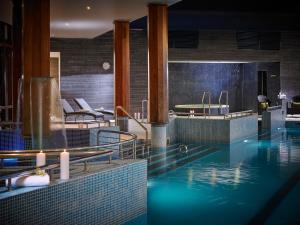 Bassein majutusasutuses Castleknock Hotel või selle lähedal