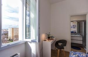Postel nebo postele na pokoji v ubytování Jolie Julie Accomodation