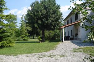 Afbeelding uit fotogalerij van Apartmani Aldo in Roč +6 foto's