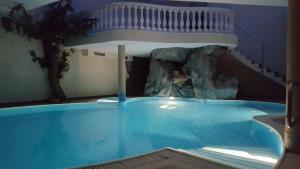 Πισίνα στο ή κοντά στο Hotel Kranebitt
