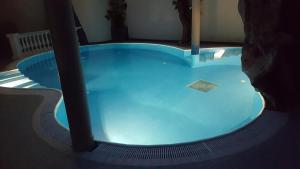 Πισίνα στο ή κοντά στο Hotel Kranebitt