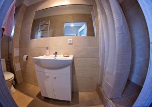 Kúpeľňa v ubytovaní Apartamenty Nowy Rynek