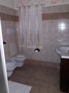 A bathroom at B&B Angels