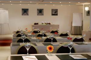 Gallery image of Poseidon Athens Hotel in Athens