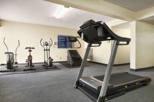 Das Fitnesscenter und/oder die Fitnesseinrichtungen in der Unterkunft Caribe Hotel Ponce