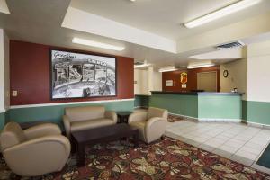 The lobby or reception area at Super 8 by Wyndham Salmon