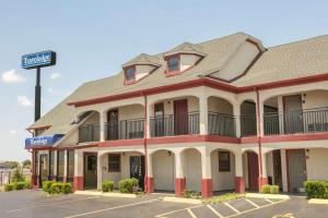 Gallery image of Travelodge Inn & Suites by Wyndham Norman in Norman