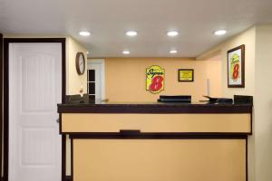 Imagen de la galería de Super 8 by Wyndham Woodward, en Woodward