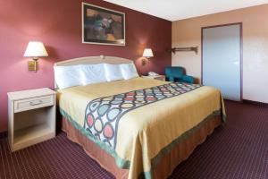 Super 8 by Wyndham Strongsville/Cleveland