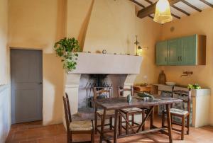 Dapur atau dapur kecil di Villa La Fontana