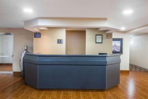 The lobby or reception area at Microtel Inn and Suites by Wyndham Appleton