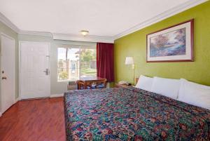 Gallery image of Knights Inn Palmdale in Palmdale