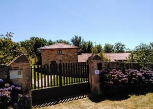 Vonkajšia záhrada v ubytovaní REMANSO DE TRASFONTAO "Casa do Campo"